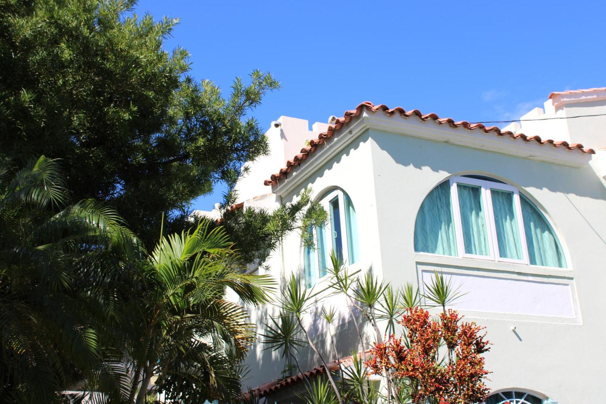 Numero Uno Beach Apartments San Juan Extérieur photo