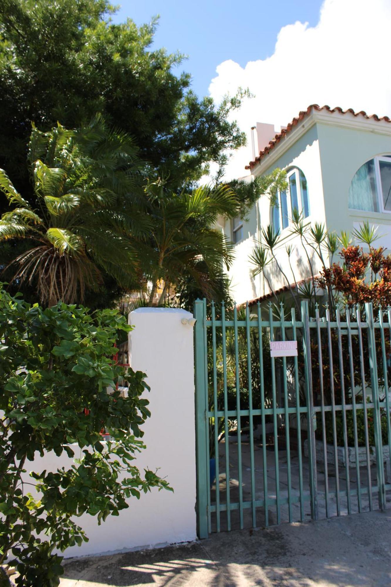 Numero Uno Beach Apartments San Juan Extérieur photo