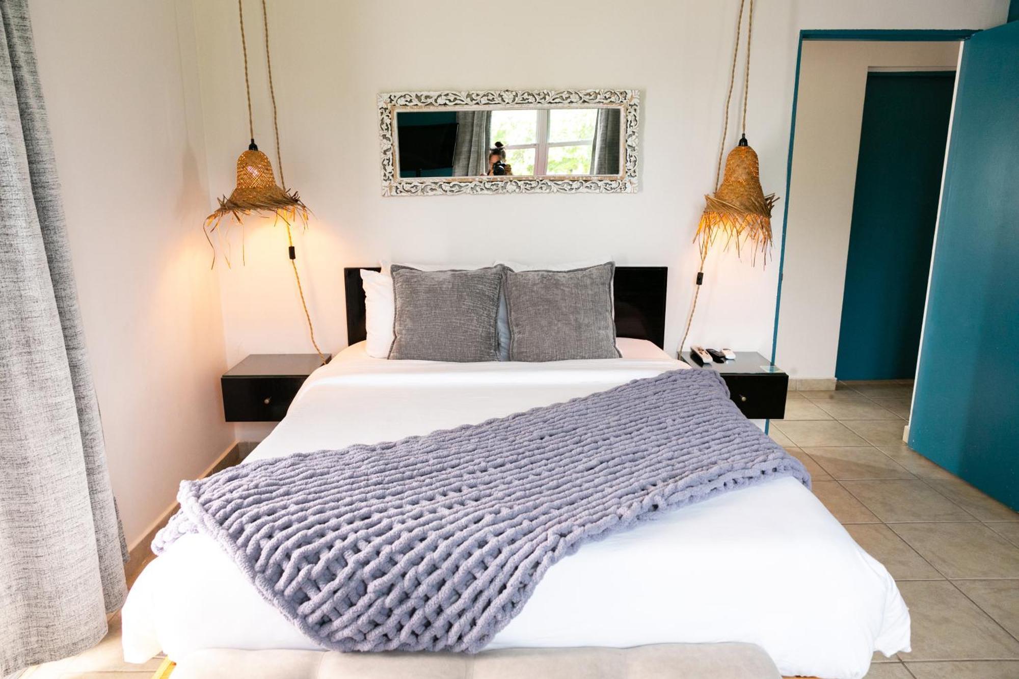 Numero Uno Beach Apartments San Juan Extérieur photo