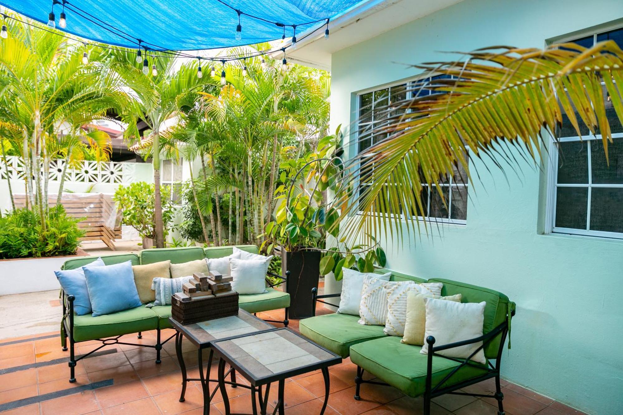 Numero Uno Beach Apartments San Juan Extérieur photo