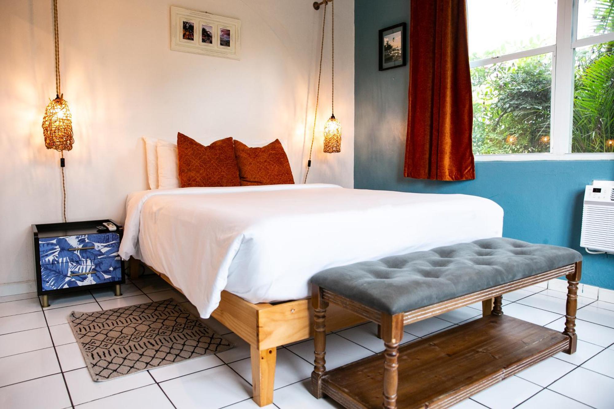 Numero Uno Beach Apartments San Juan Extérieur photo
